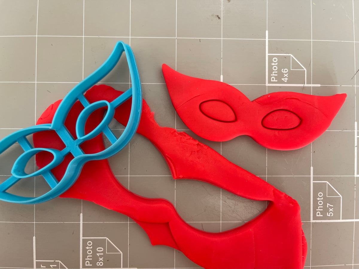 Ann Clark Mask Cookie Cutter Large, 4-1/2 Made in USA
