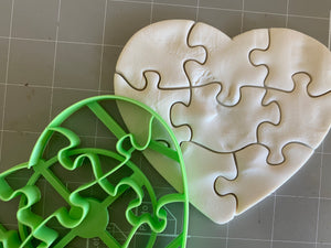 8 Piece Heart Shape Puzzle Multi Cutter