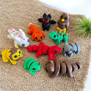 Flexible Fidget Animal Toys - Articulated Mini Animal Set of 10 ( Version 2 ) - 3D Printed - Great Gift - Birthday Favor - Desk Decorative - Fast Shipping