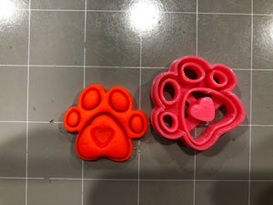 Dog paw with heart imprint (1.5” size) cookie cutter